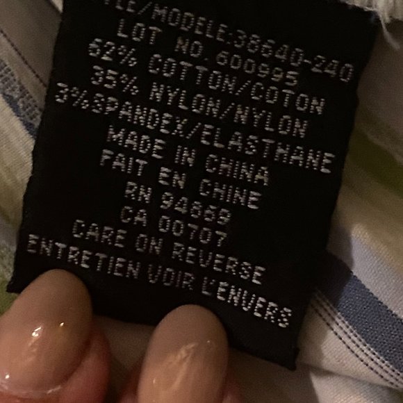 #33   Tribal-Tailored Button Down Top - Picture 5 of 6